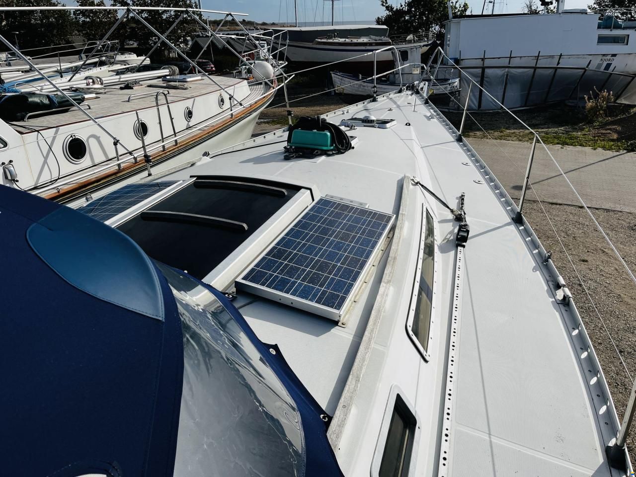 Beneteau First 405
