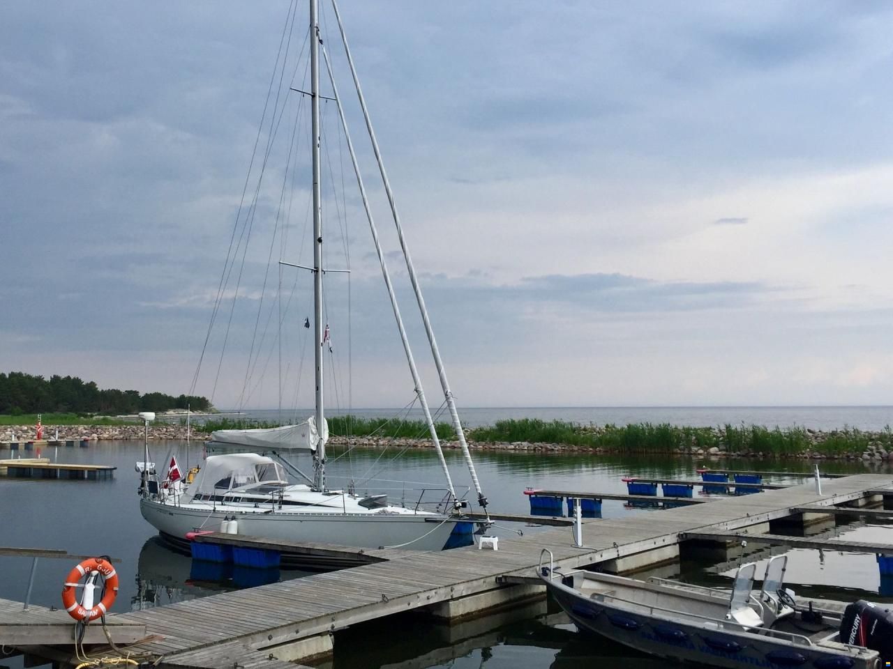 Beneteau First 405