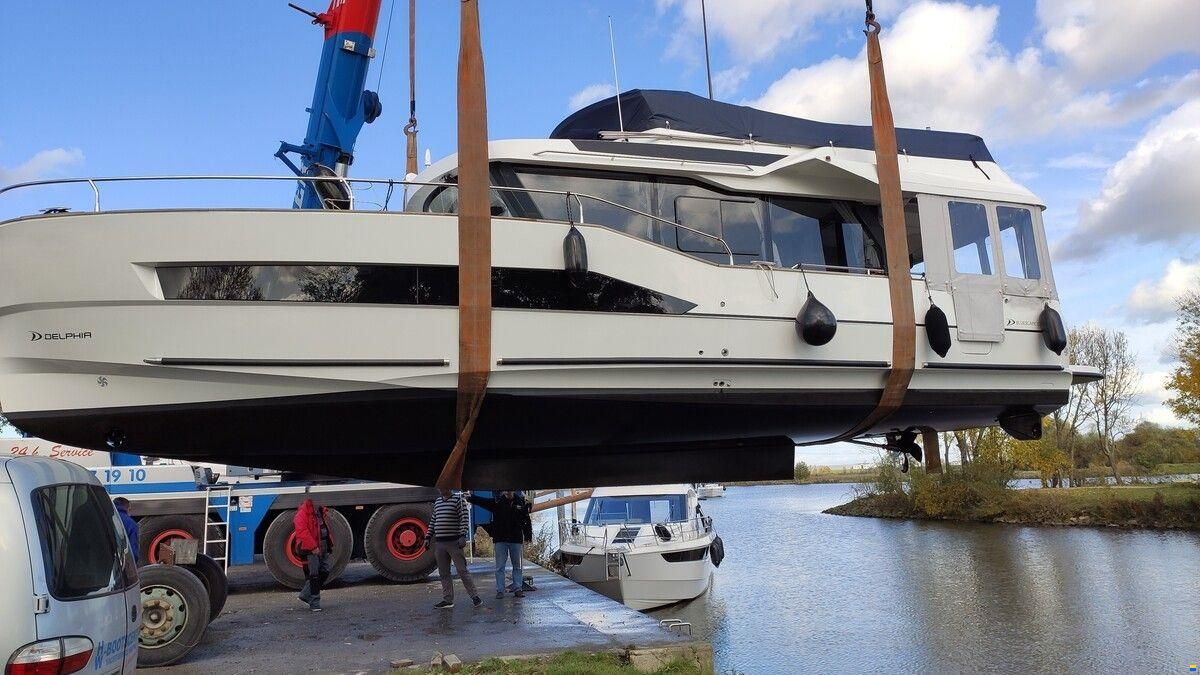 Delphia  Yachts 12 Flylounge