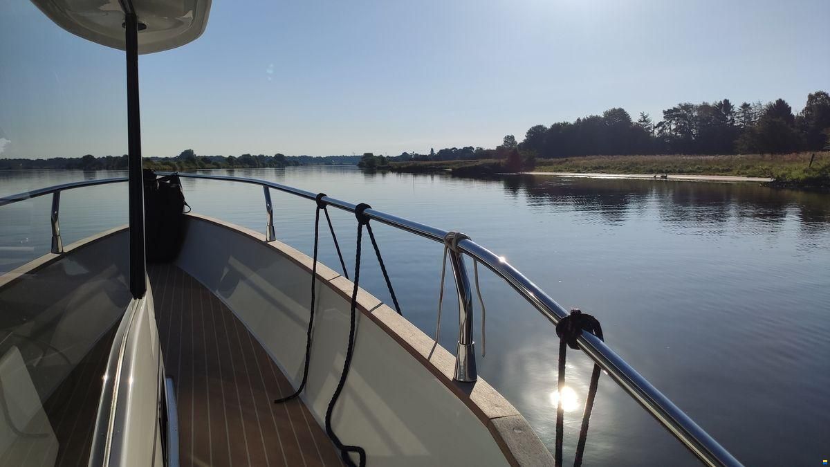 Delphia  Yachts 12 Flylounge