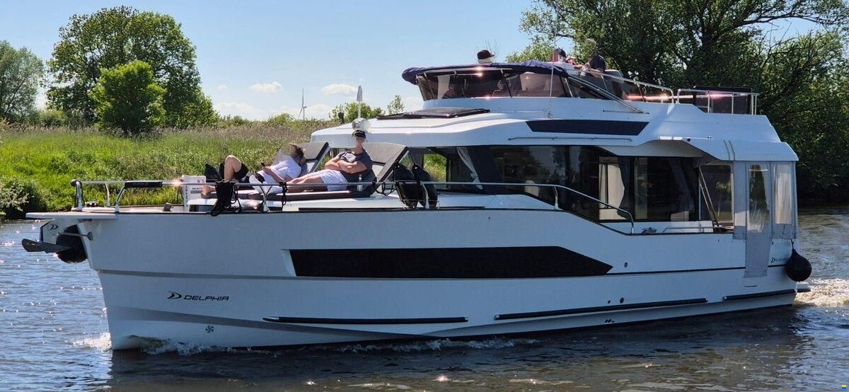 Delphia  Yachts 12 Flylounge