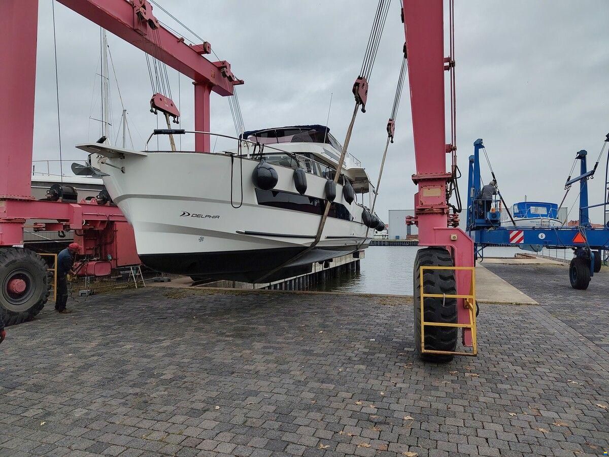 Delphia  Yachts 12 Flylounge