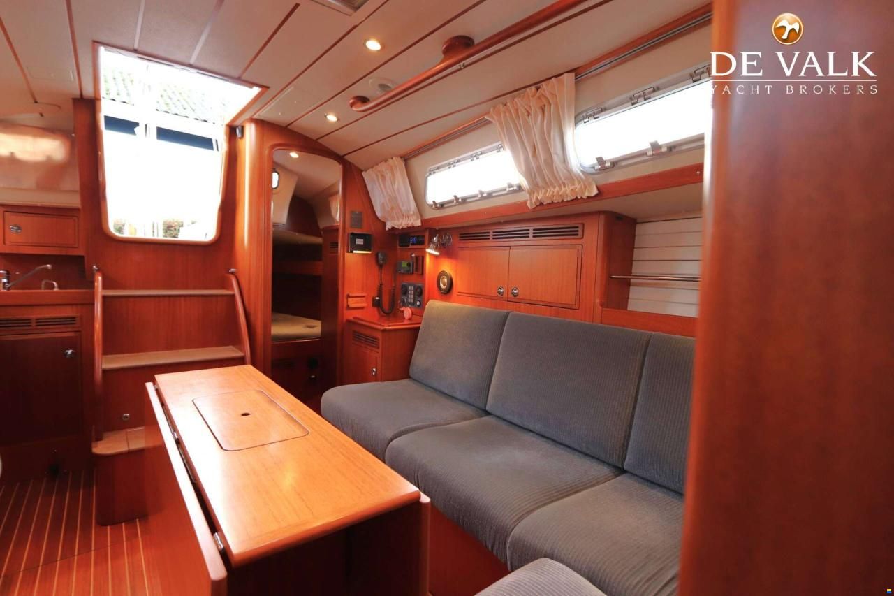 Hallberg-Rassy 310