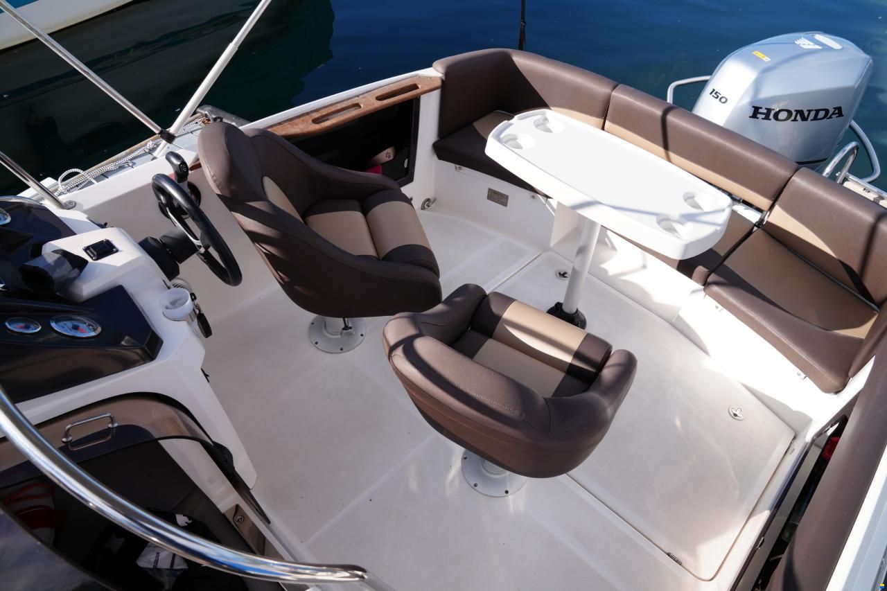 Galia 570 Sun Deck