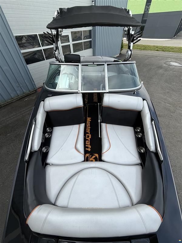 MasterCraft XStar