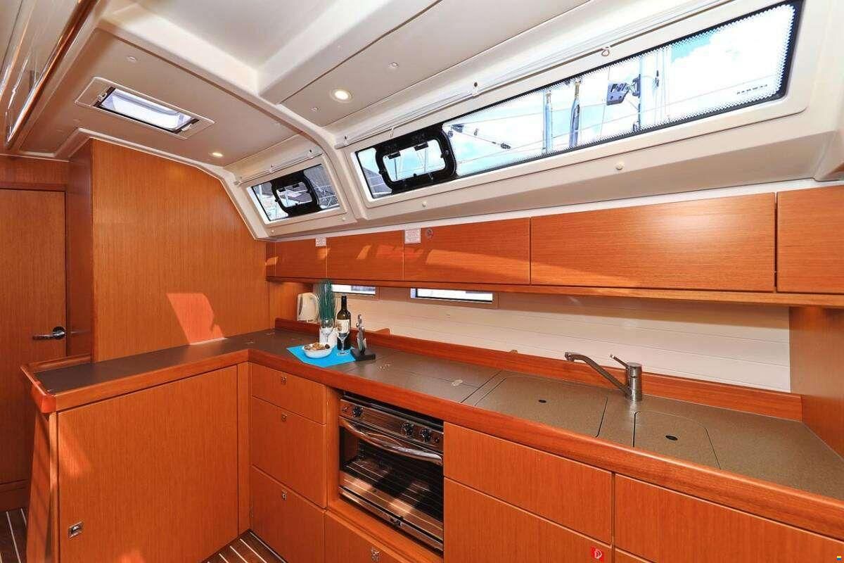 Bavaria CRUISER 46