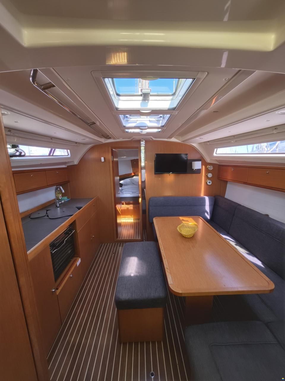 Bavaria CRUISER 41