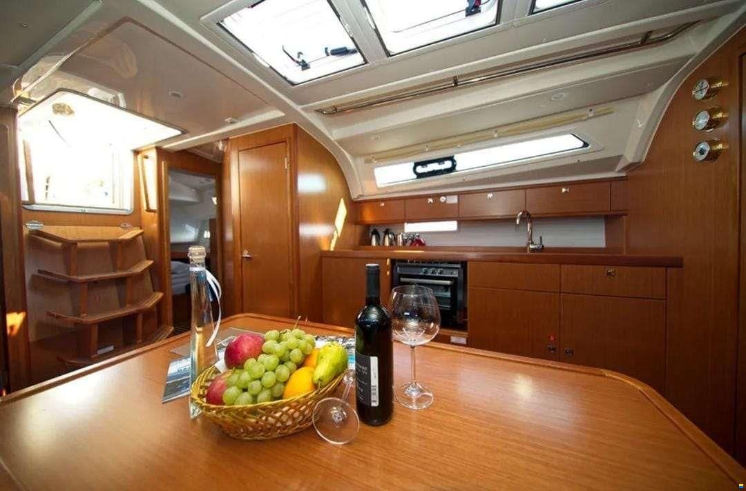 Bavaria CRUISER 41