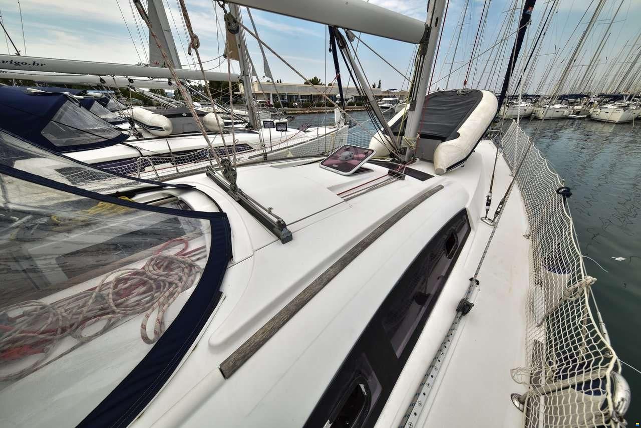 Beneteau OCEANIS 43