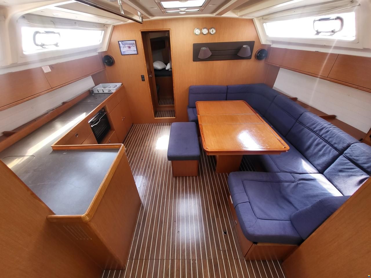 Bavaria CRUISER 46