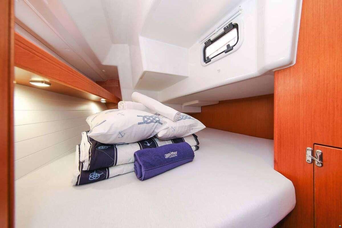 Bavaria CRUISER 34