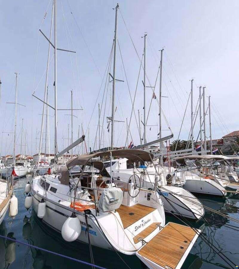 Bavaria CRUISER 34