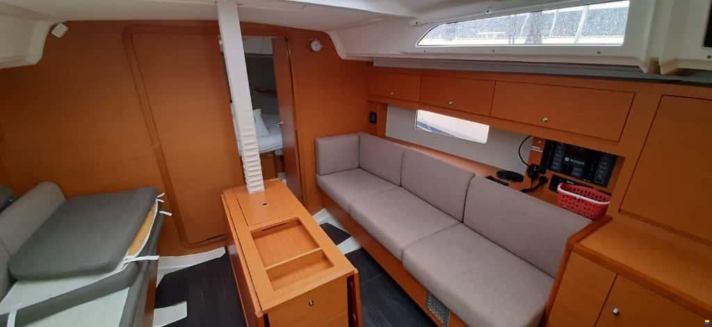 Dufour 37