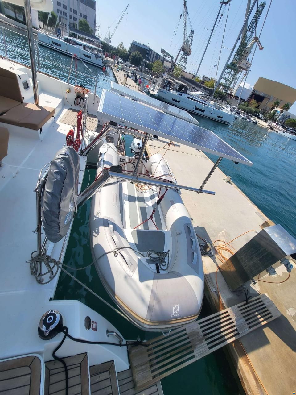 Lagoon 450 F
