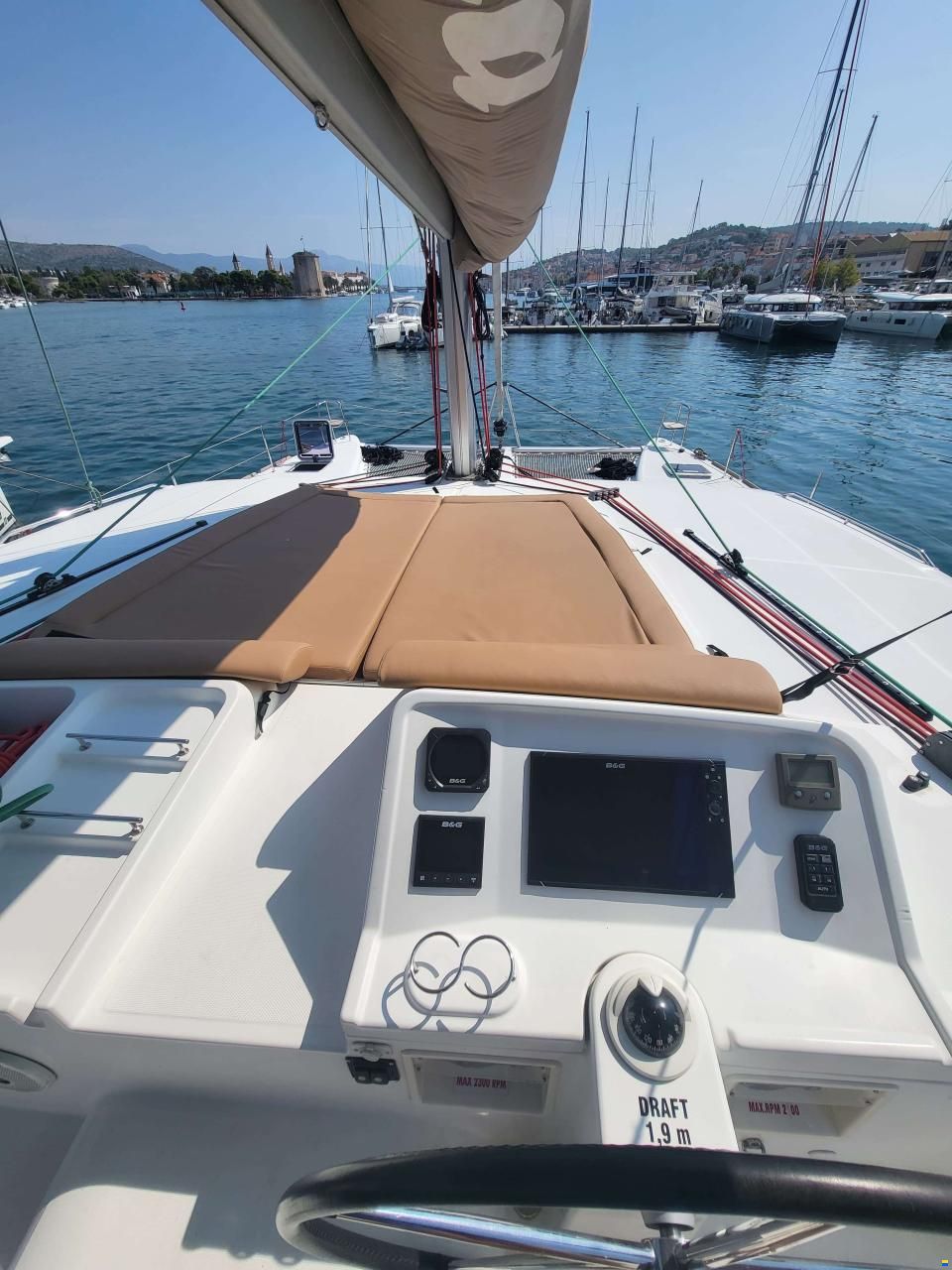 Lagoon 450 F
