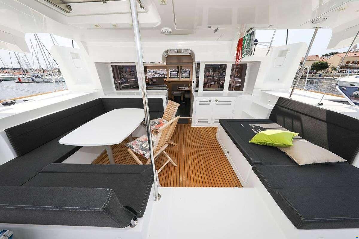 Lagoon 450 F