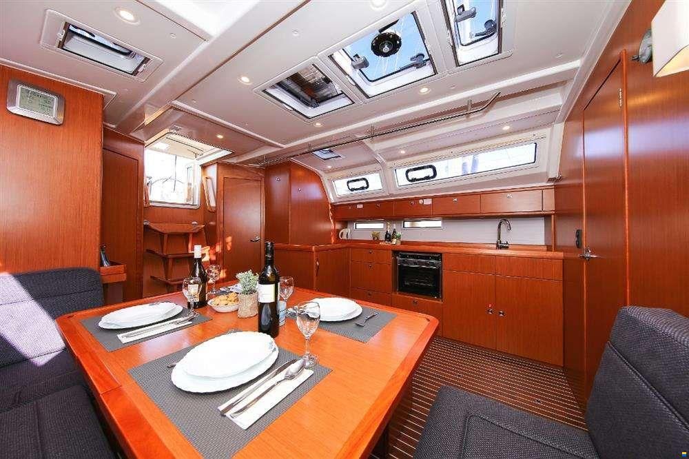 Bavaria CRUISER 46