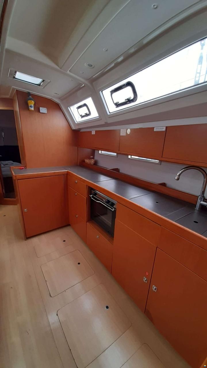 Bavaria CRUISER 46