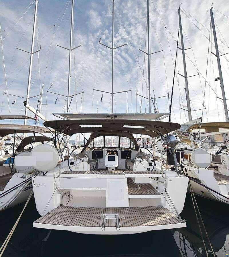 Dufour 412 GRAND LARGE