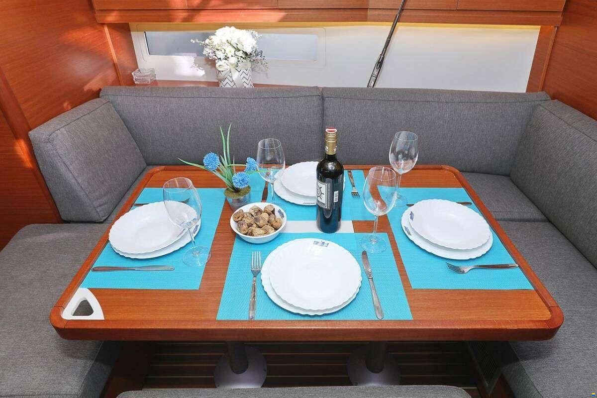Dufour 412 GRAND LARGE