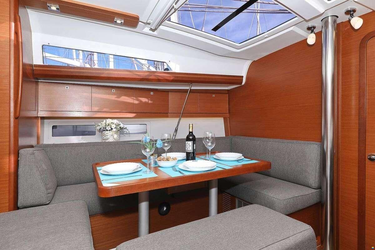 Dufour 412 GRAND LARGE
