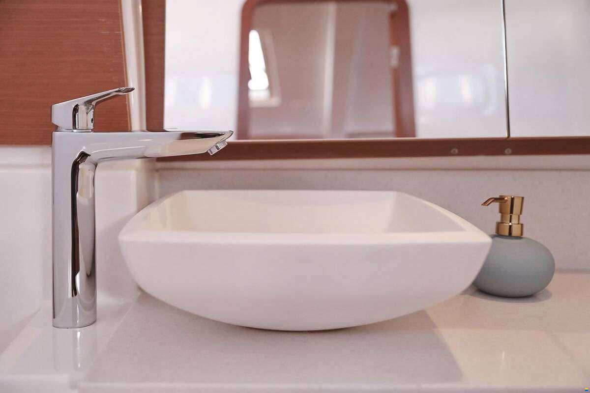 Dufour 412 GRAND LARGE