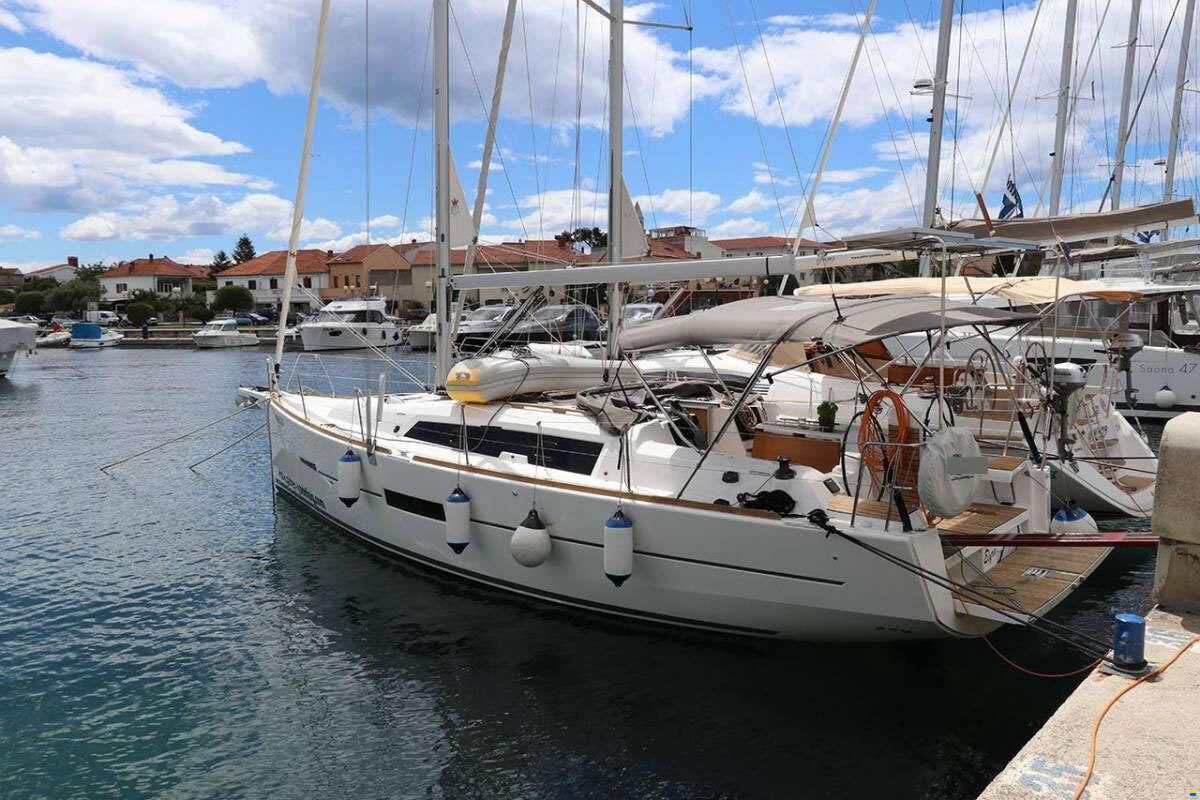 Dufour 382 GRAND LARGE
