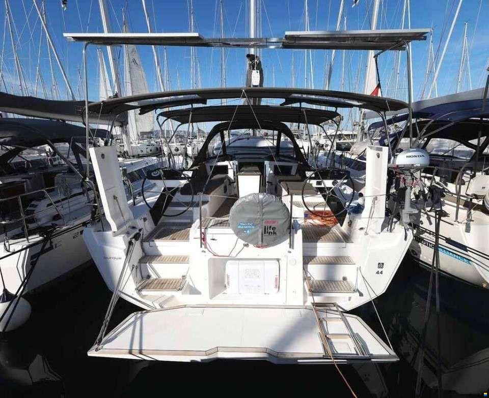 Dufour 44