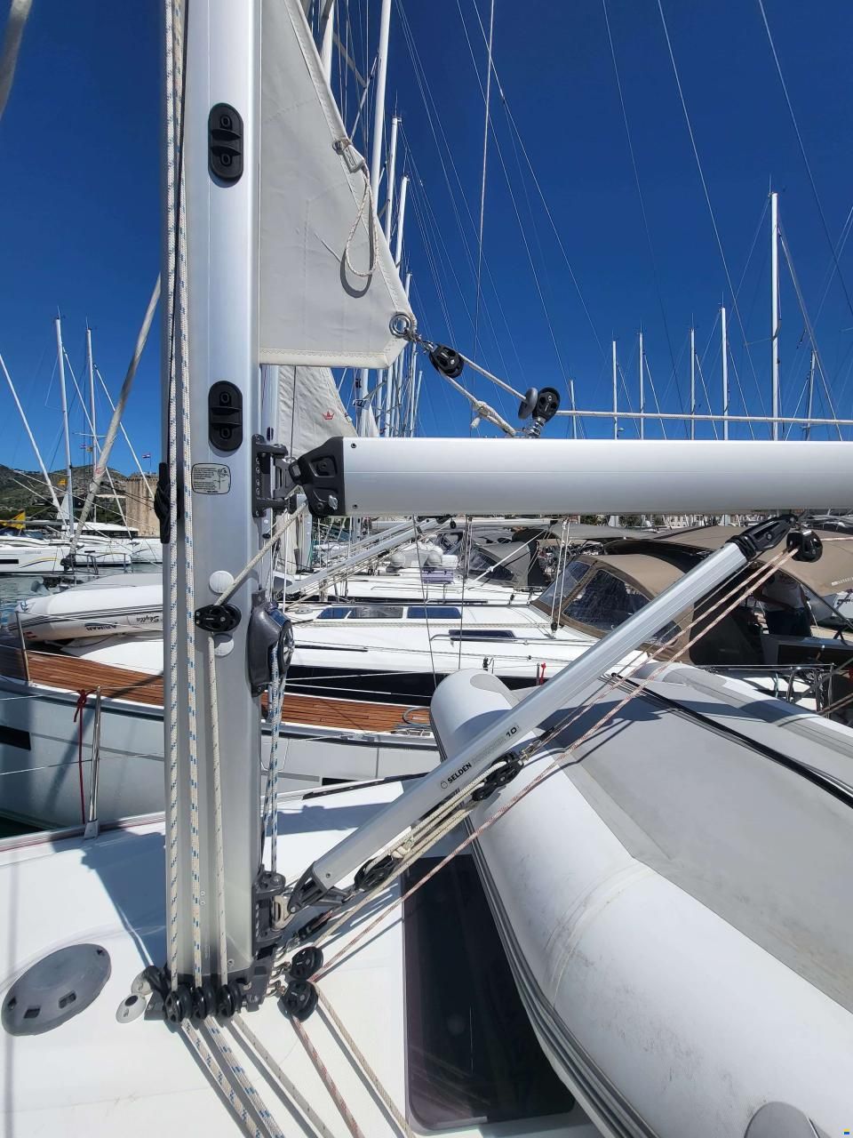 Bavaria CRUISER 34