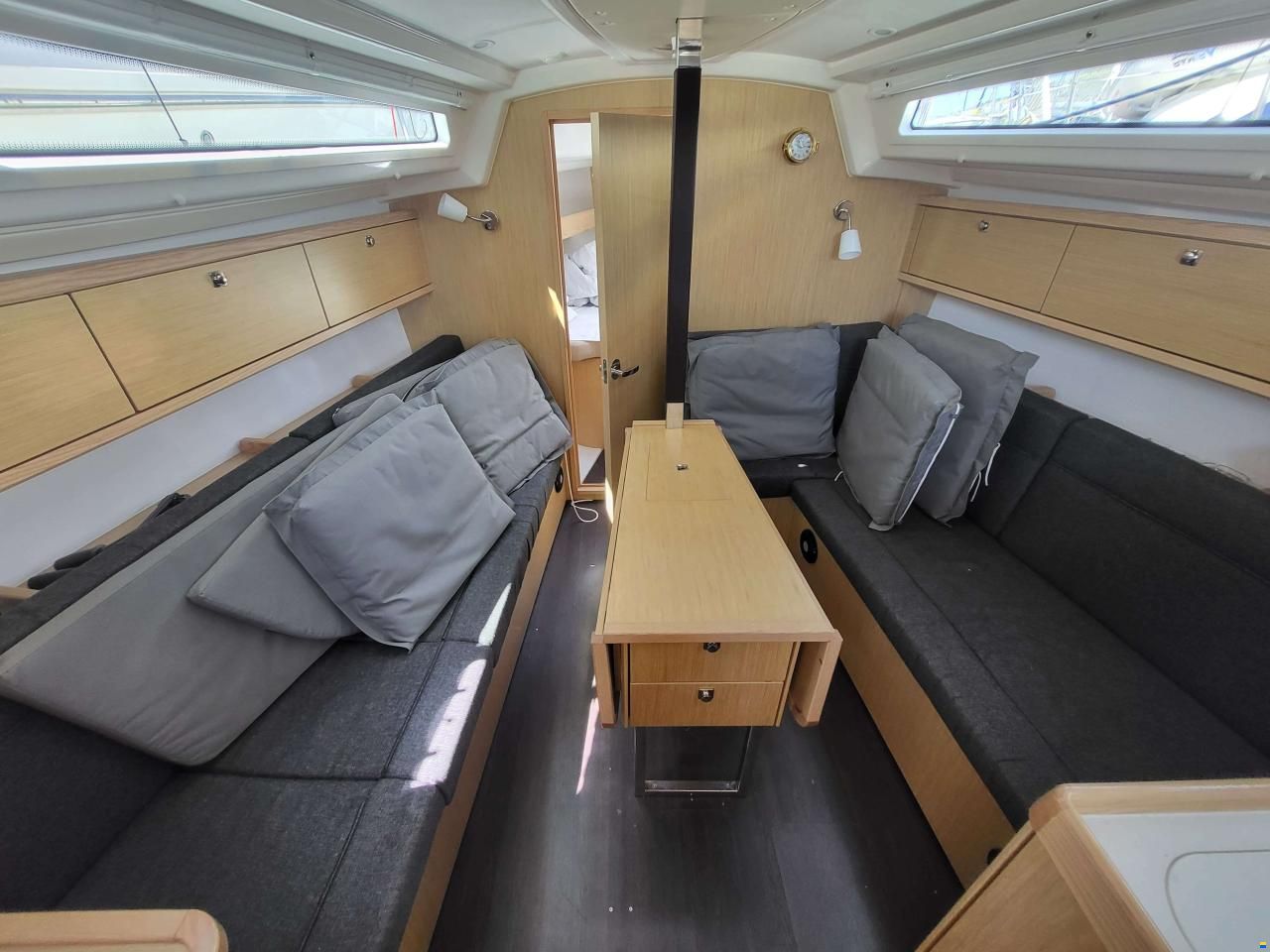 Bavaria CRUISER 34