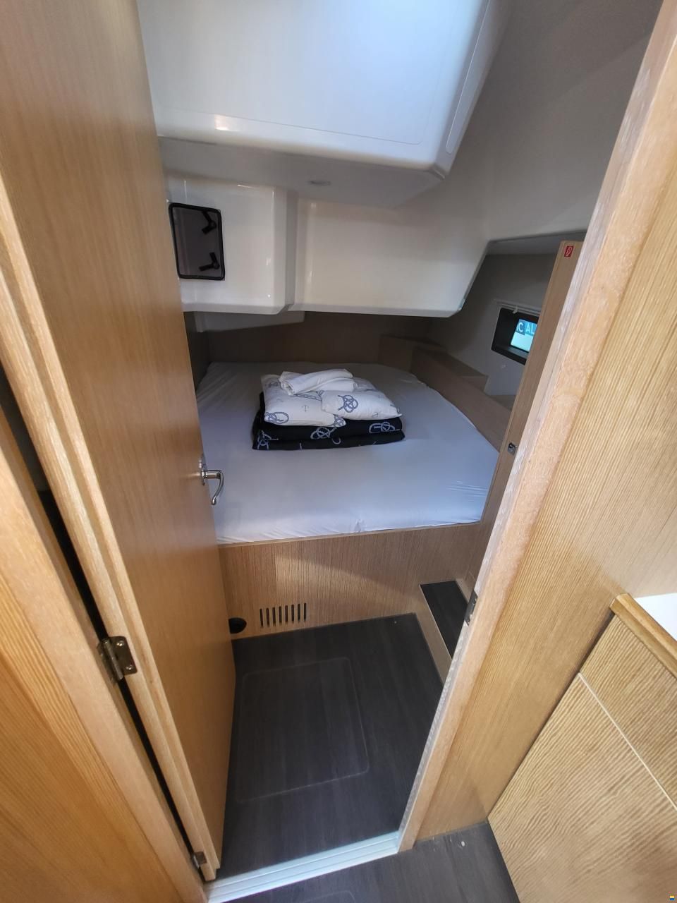 Bavaria C42