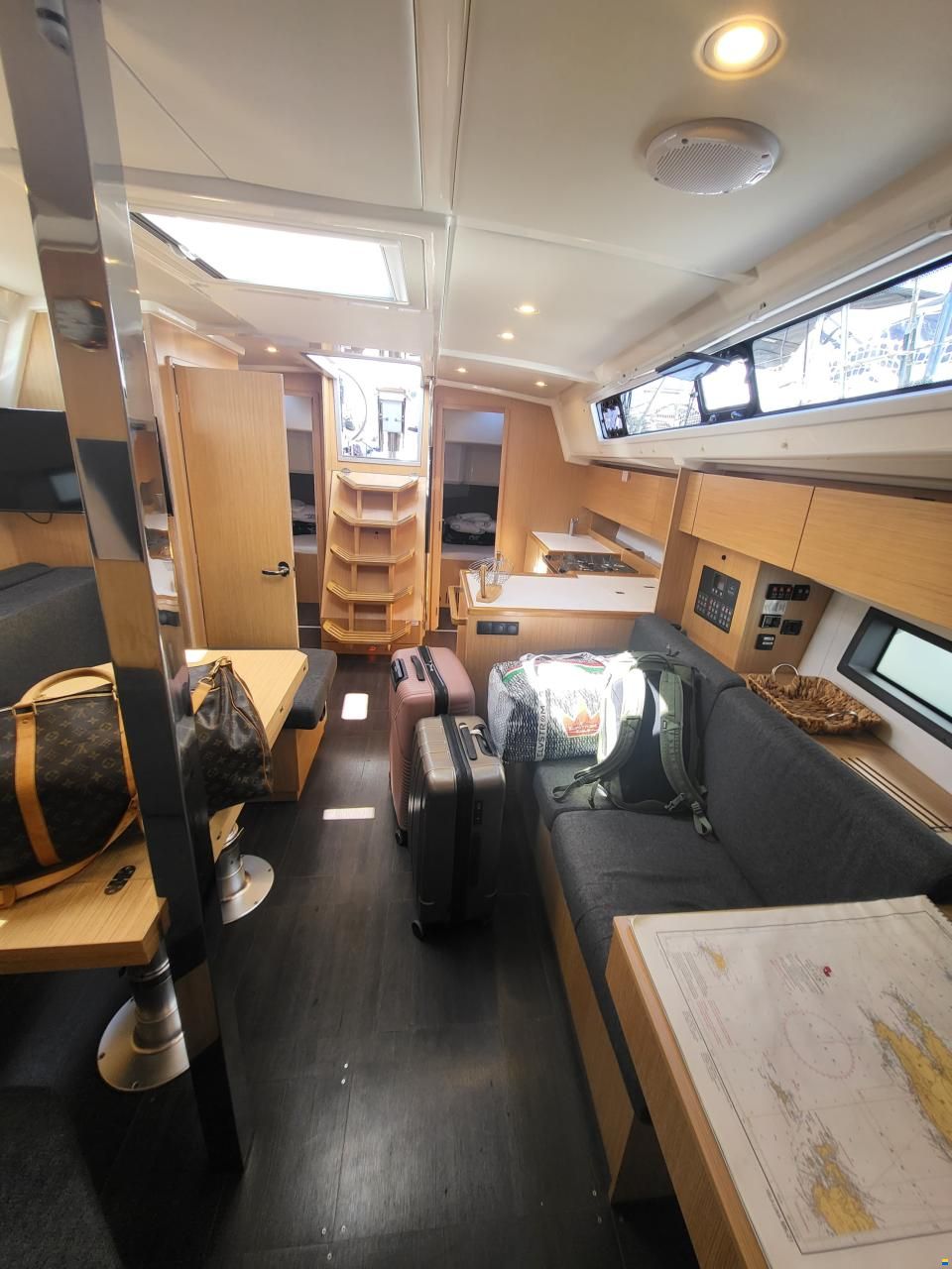 Bavaria C42