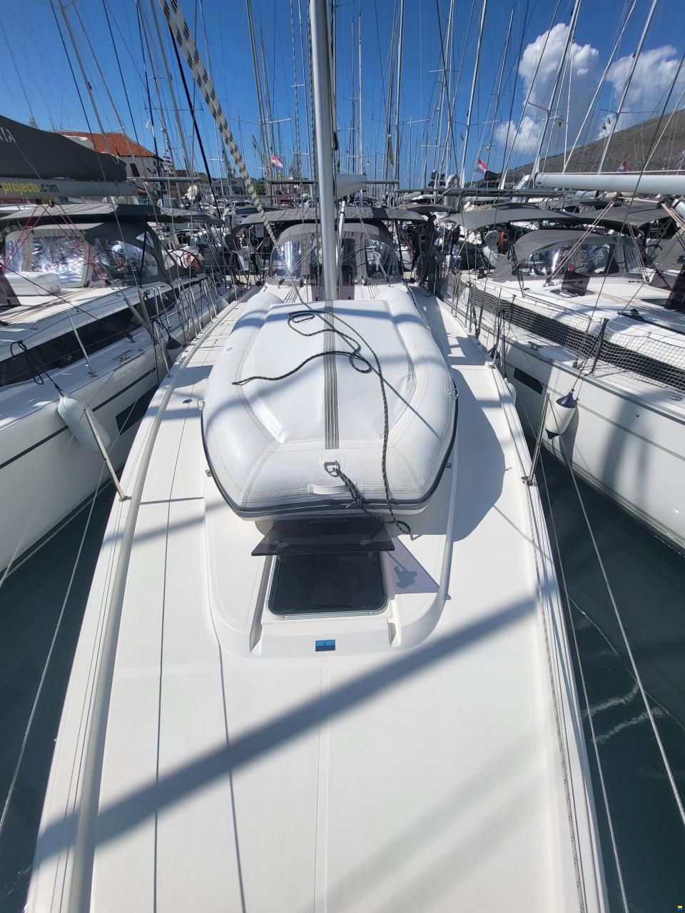 Bavaria C42