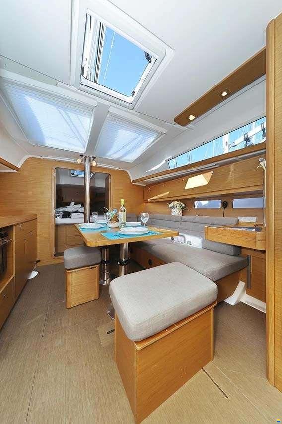 Dufour 382 GRAND LARGE