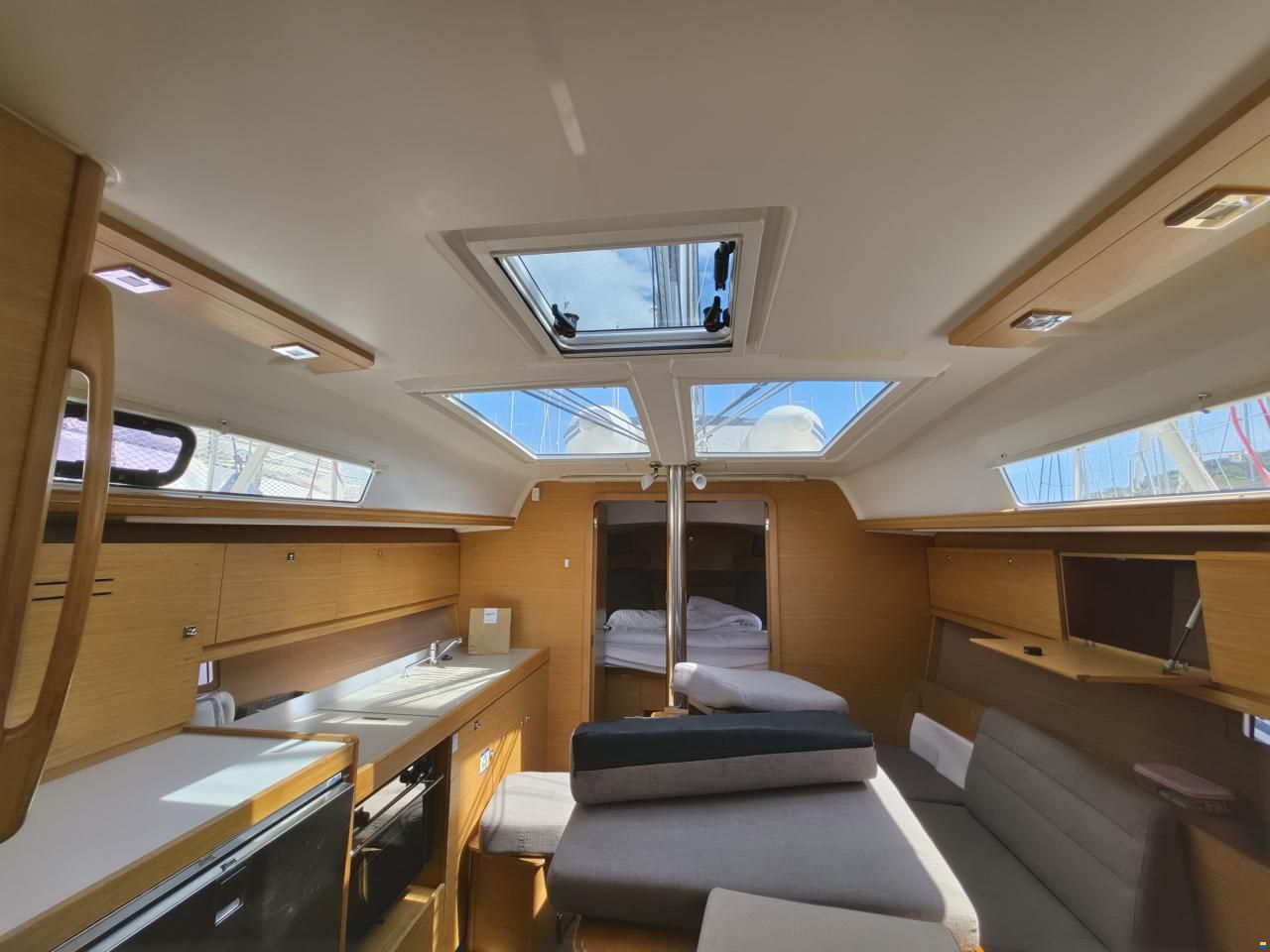 Dufour 382 GRAND LARGE