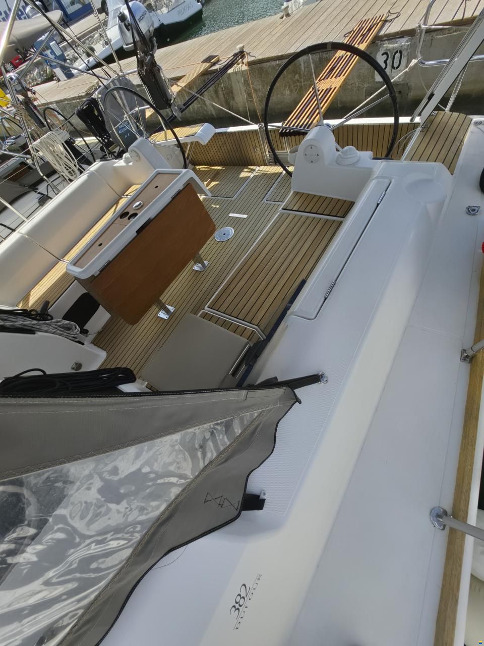 Dufour 382 GRAND LARGE