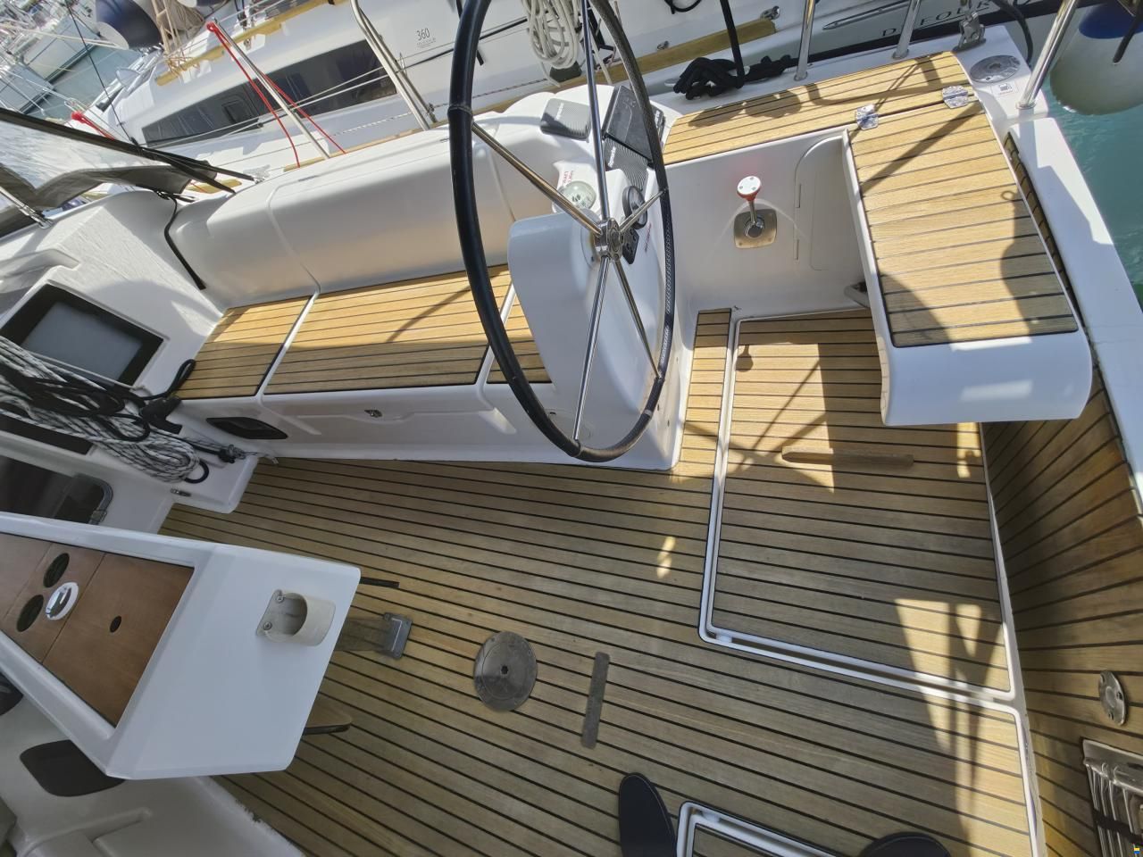 Dufour 382 GRAND LARGE