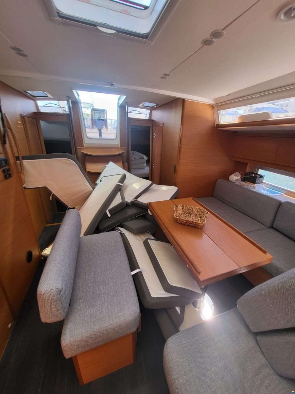 Dufour 530