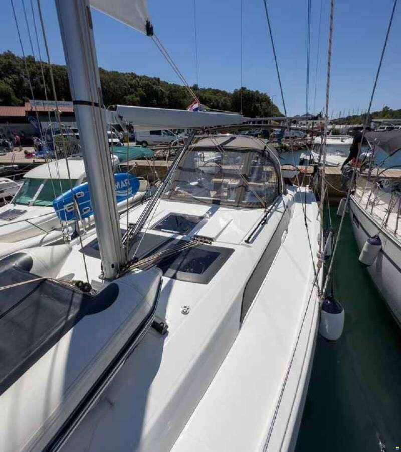 Dufour 37