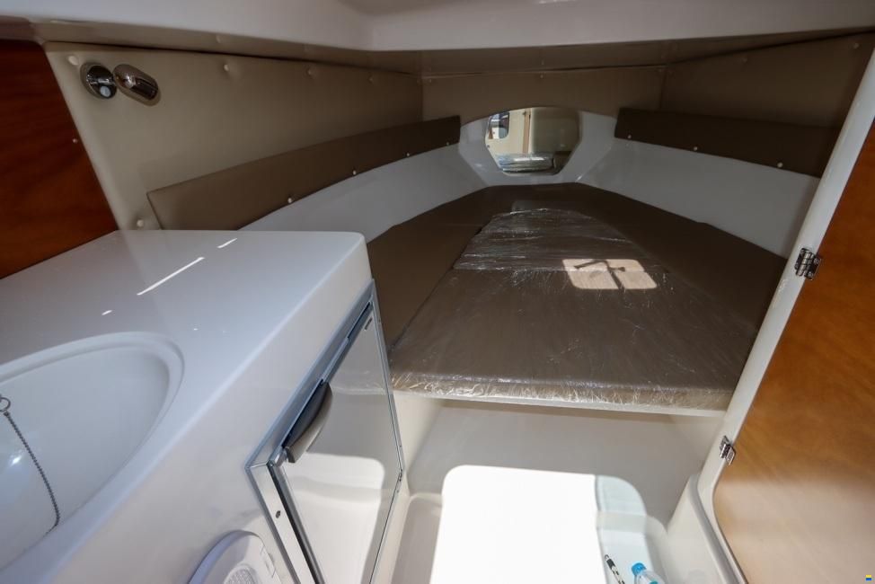 Karel Ionian Sun 680