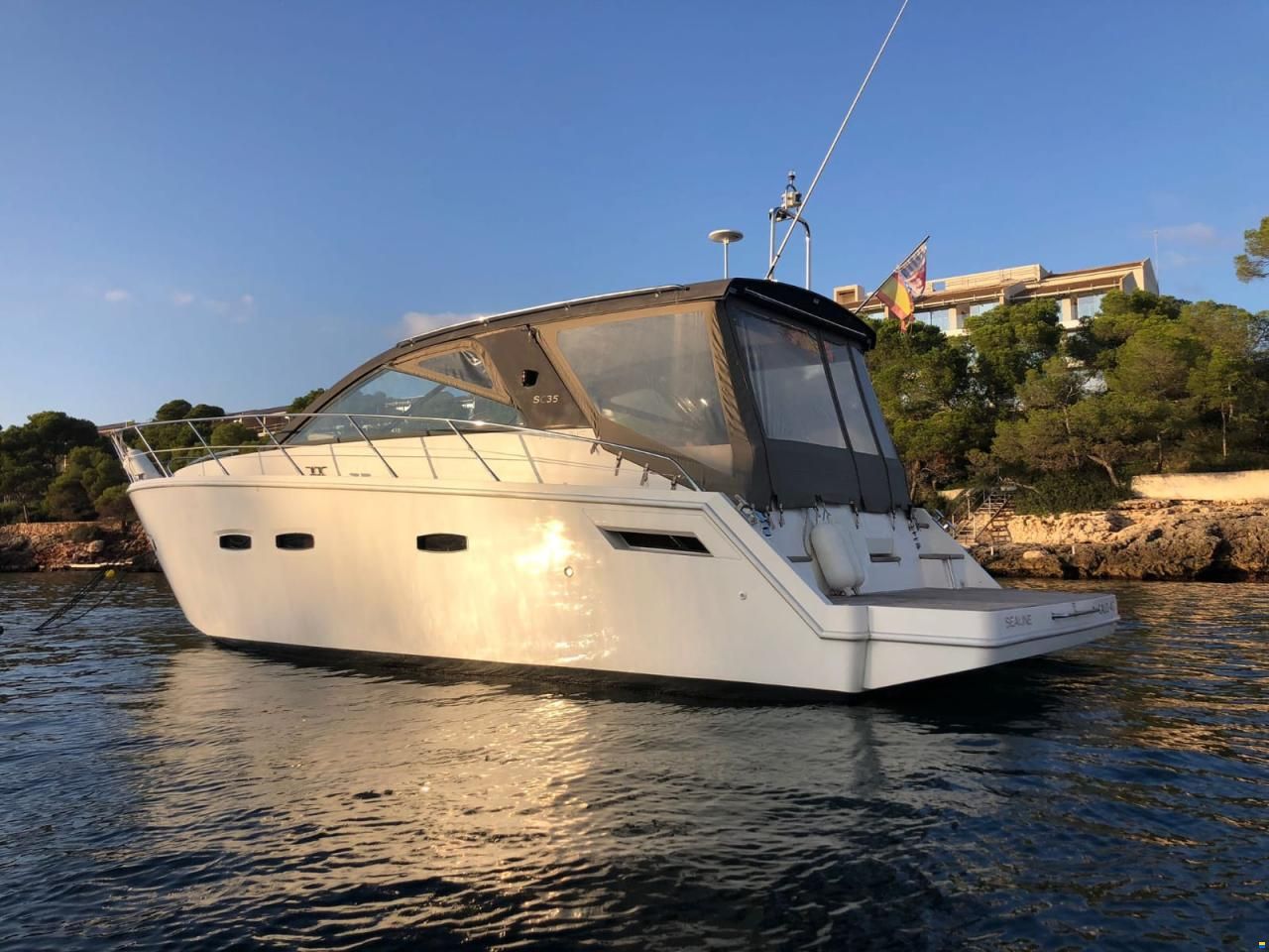 Sealine SC 35