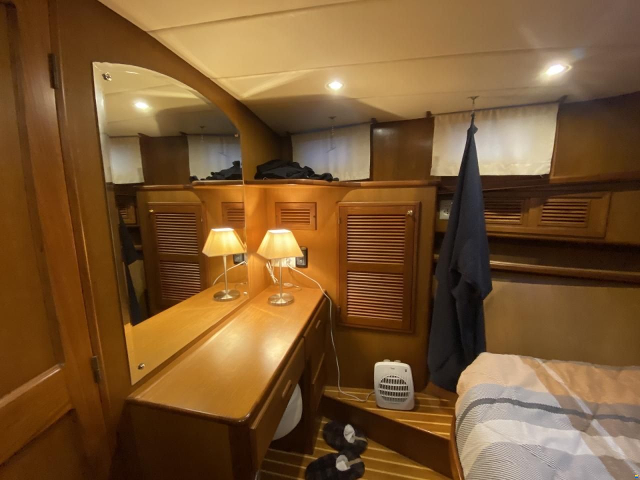 Riviera Alaska 42