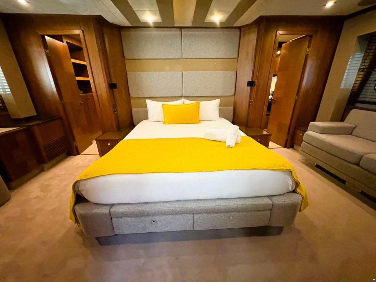 Sunseeker Predator 84