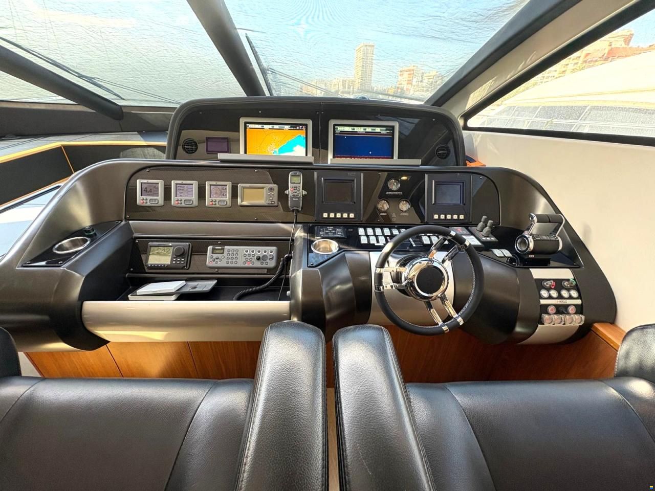 Sunseeker Predator 84