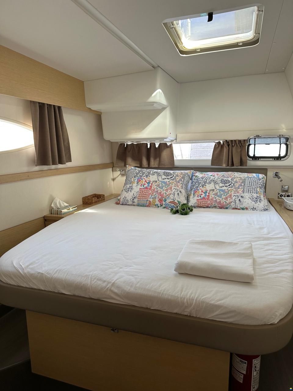 Fountaine Pajot Helia 44