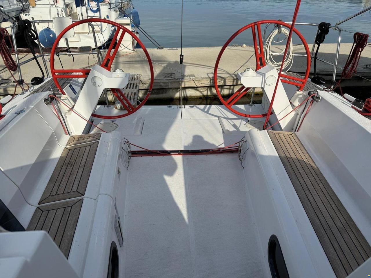 Elan 350