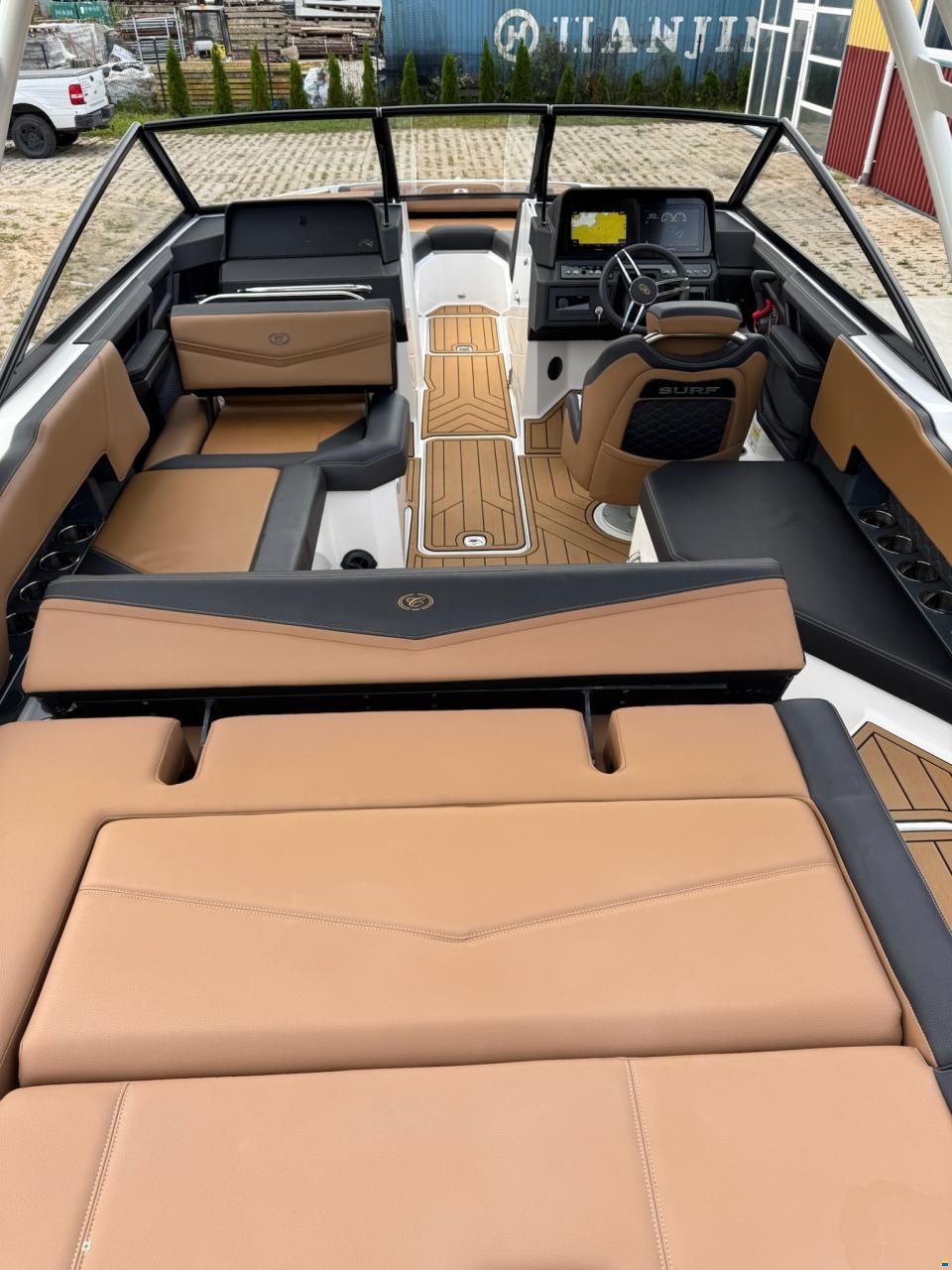 Cobalt R4 Surf