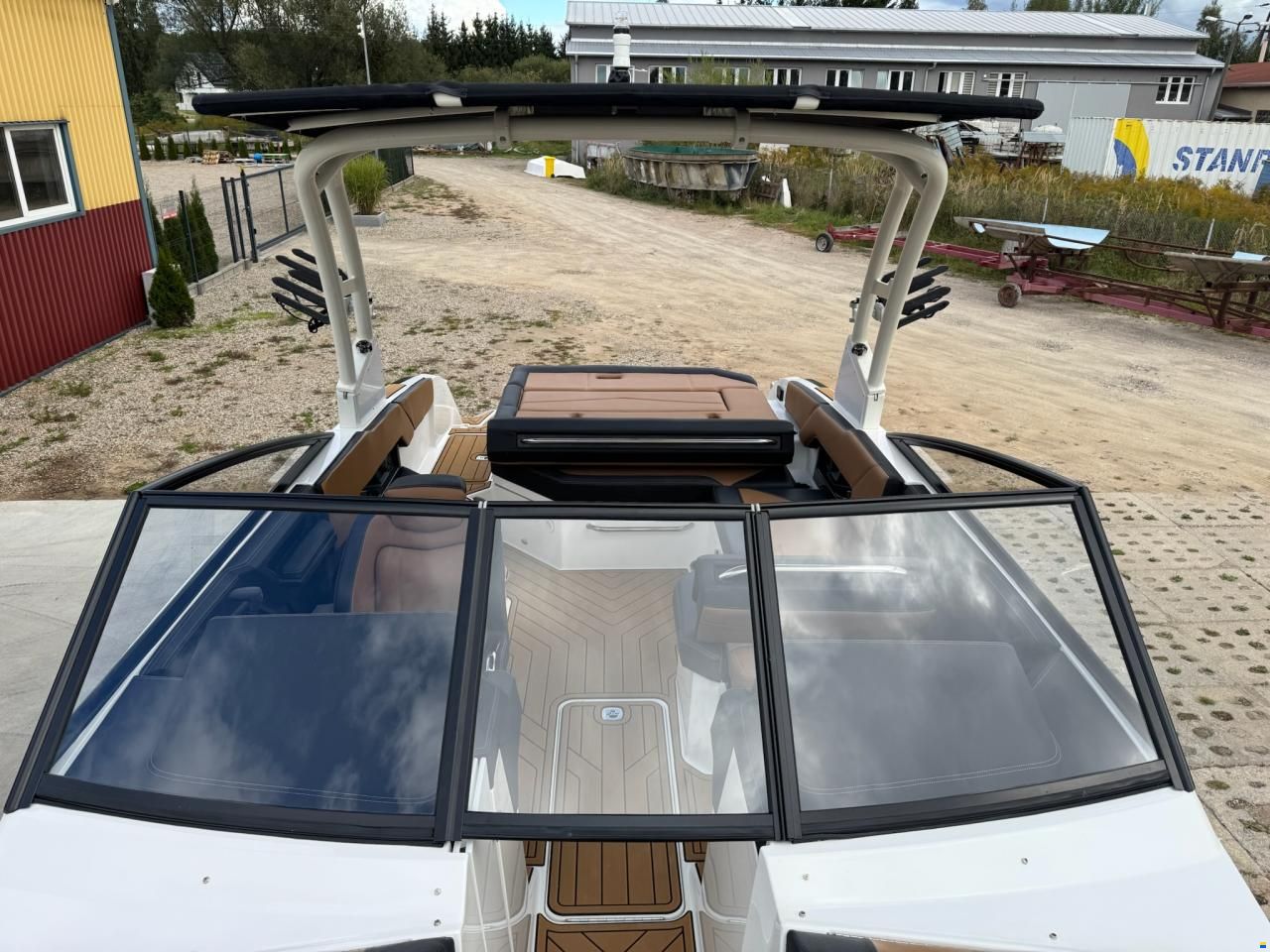 Cobalt R4 Surf