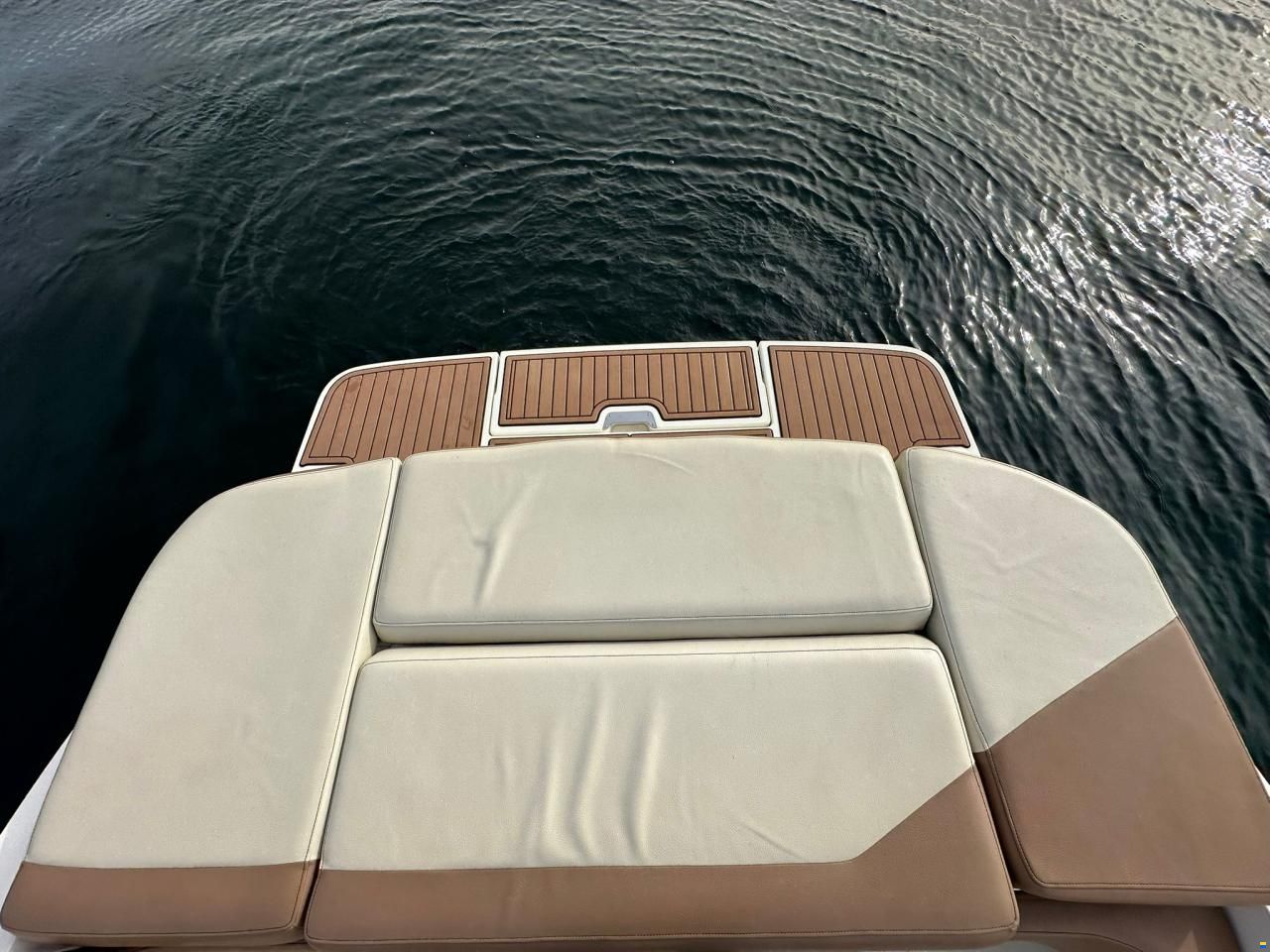 Sea Ray Sun Sport 230