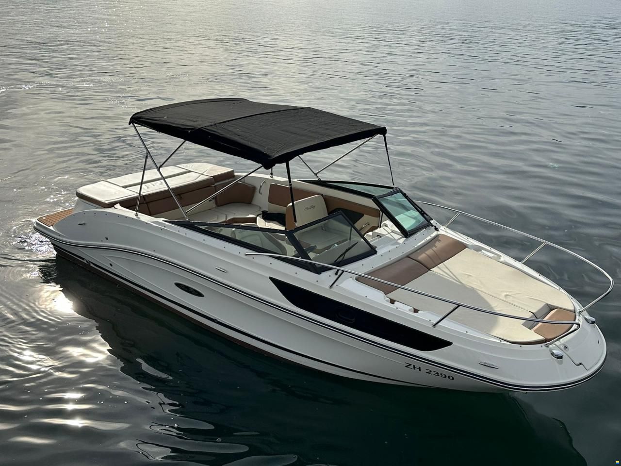 Sea Ray Sun Sport 230